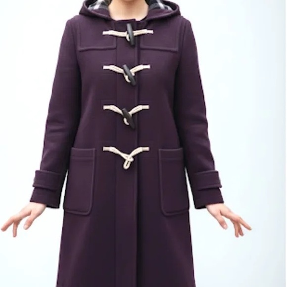 Burberry, Belfield Women’s Wine Red Merino Wool Hooded Overcoat, US 8 - Picture 3 of 12